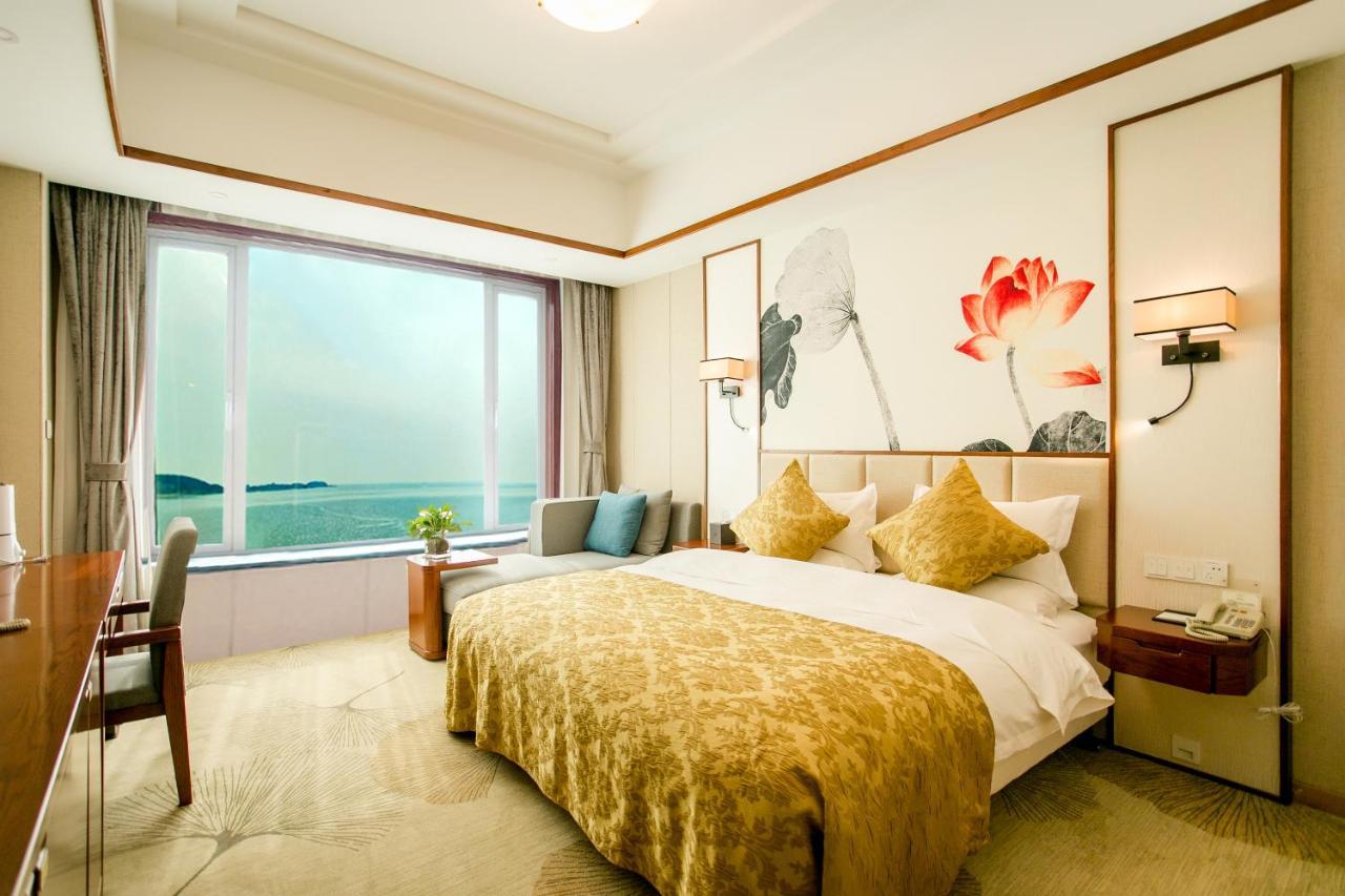 Weihai Golden Bay International Hotel Bagian luar foto